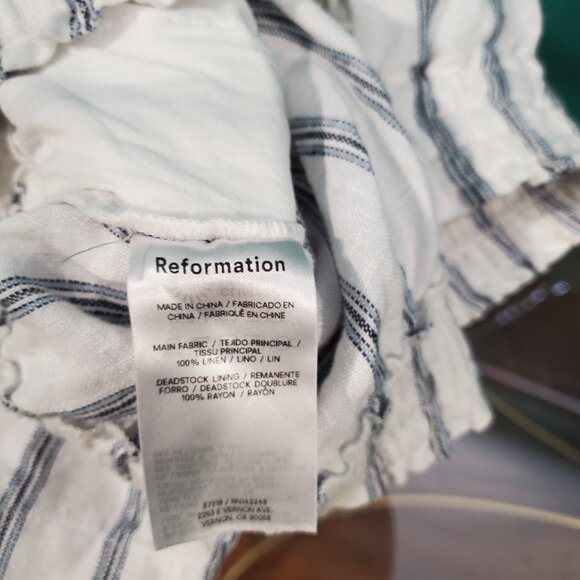 Reformation Mila Linen Shorts, Size XL - Picture 9 of 12